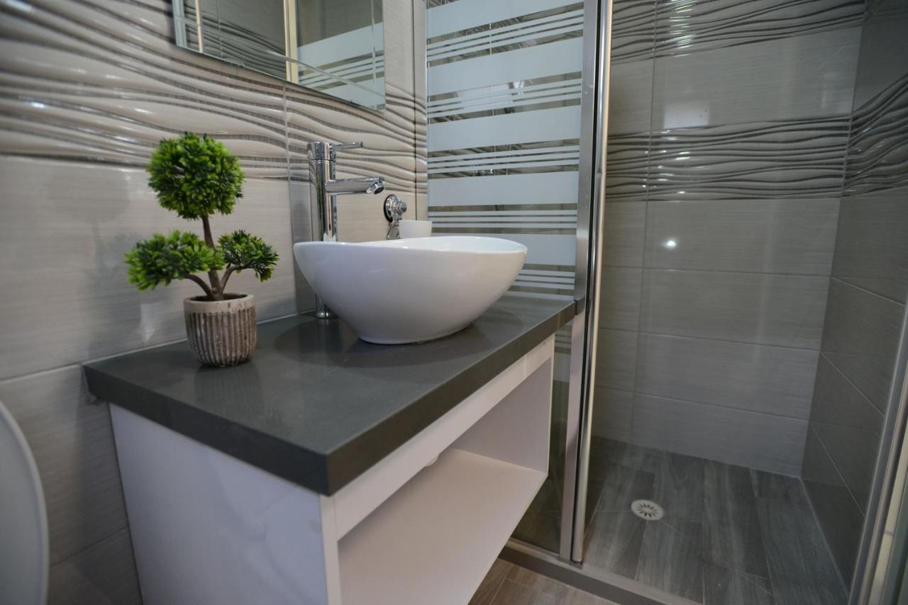 Olga Beach Apartment 28 Haifa Kültér fotó